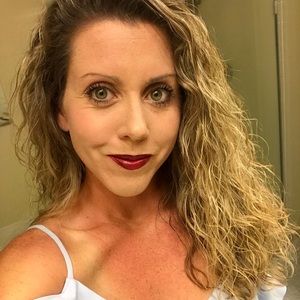 Meet your Posher, Kara